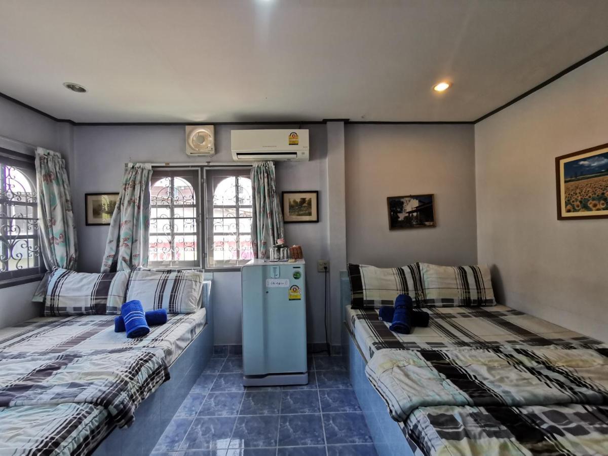 Samiya Guesthouse Bang Saen Exterior photo