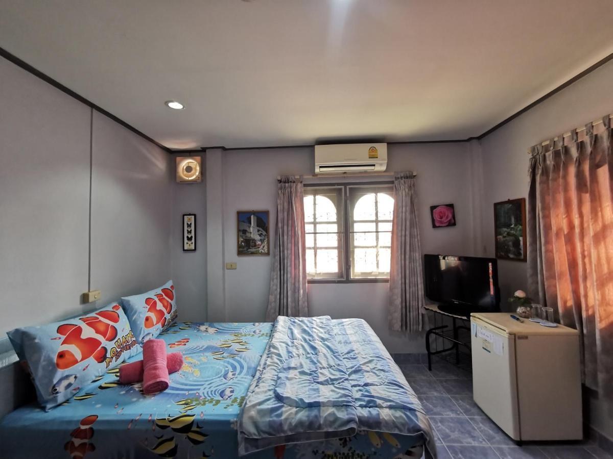 Samiya Guesthouse Bang Saen Exterior photo